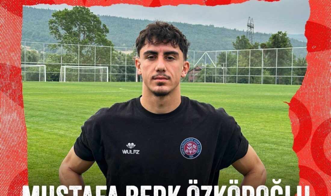 Fatih Karagümrük, son olarak Karaköprü Belediyespor’da forma giyen Mustafa Berk