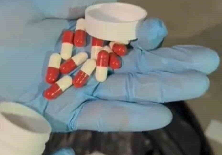 Aydın’ın Nazilli ilçesinde düzenlenen uyuşturucu operasyonunda 7 bin sentetik ecza