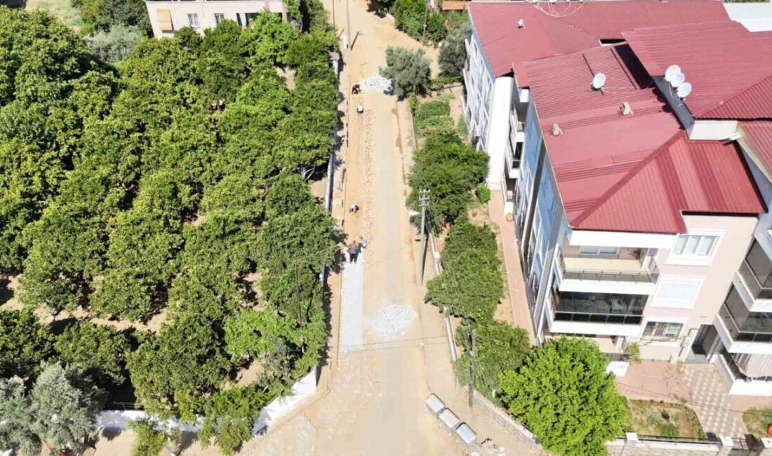 Nazilli Belediyesi Fen İşleri Müdürlüğü ekipleri; Çapahasan Mahallesi’nde deforme olan