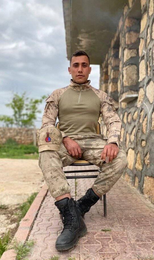 Adana’nın İmamoğlu ilçesinde girdiği Seyhan Nehri’nde kaybolan uzman çavuşun cansız