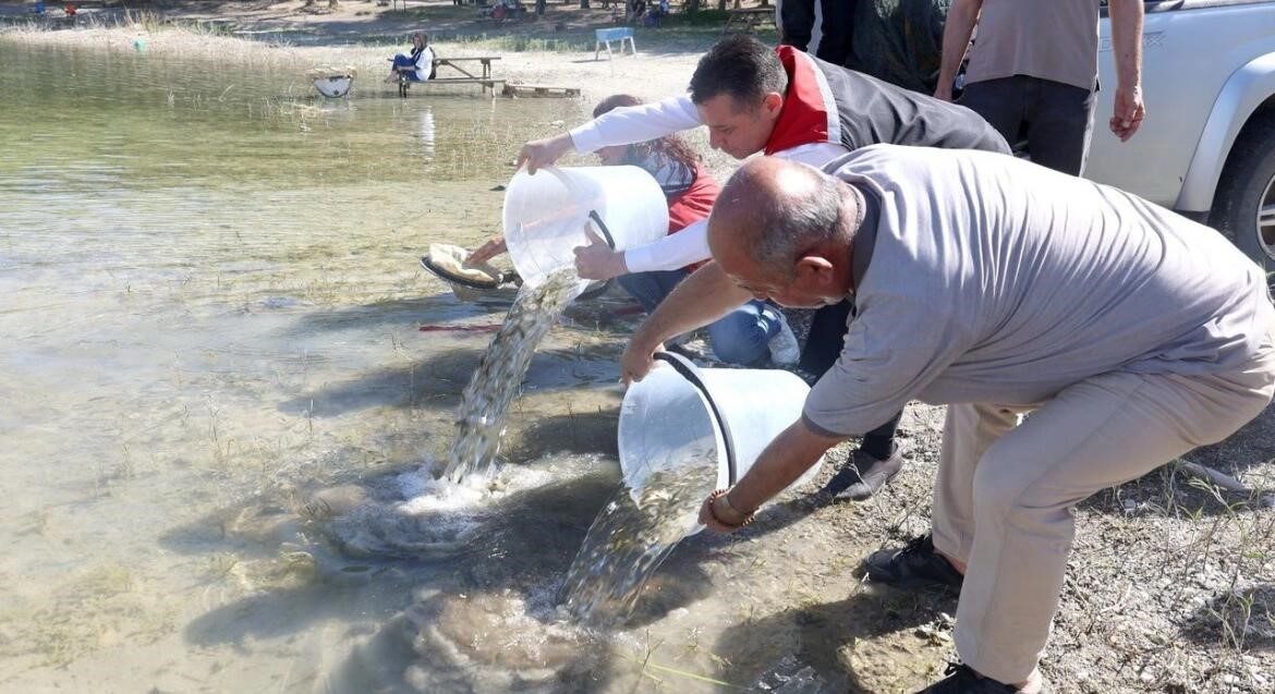 Nevşehir de ’Su Kaynaklarının Balıklandırılması Projesi’ çerçevesinde ekosisteme katkı sağlamak
