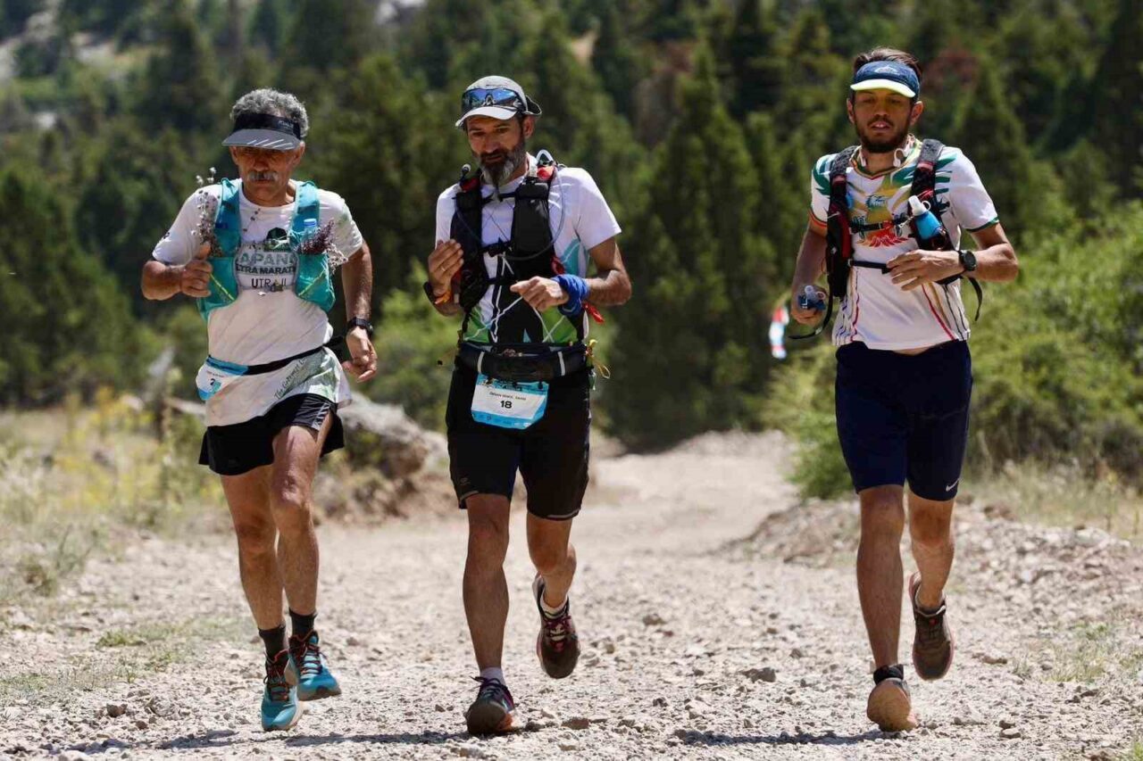 Niğde’nin Çamardı ilçesinde bu yıl dördüncüsü düzenlenen Aladağlar Epic Trail
