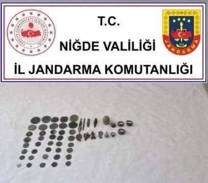 Niğde’nin Bor ilçesine bağlı Kemerhisar Kasabası’nda düzenlenen operasyonda 55 adet