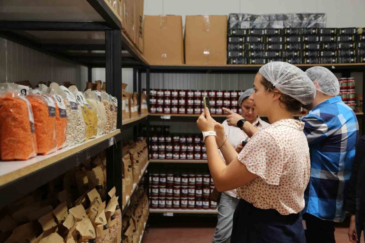 Cleverfood Sürdürülebilir Gıda Sistemi Karşılıklı Öğrenme Programı kapsamında Nilüfer’i inceleyen