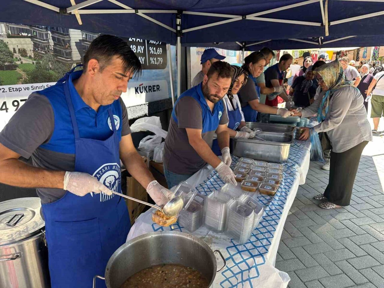 Odunpazarı Belediyesi, Muharrem ayı vesilesiyle düzenlediği aşure etkinliklerine devam ediyor.