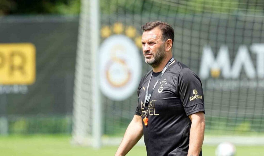 Galatasaray Teknik Direktörü Okan Buruk, ortamdan ve kamp şartlarından memnun