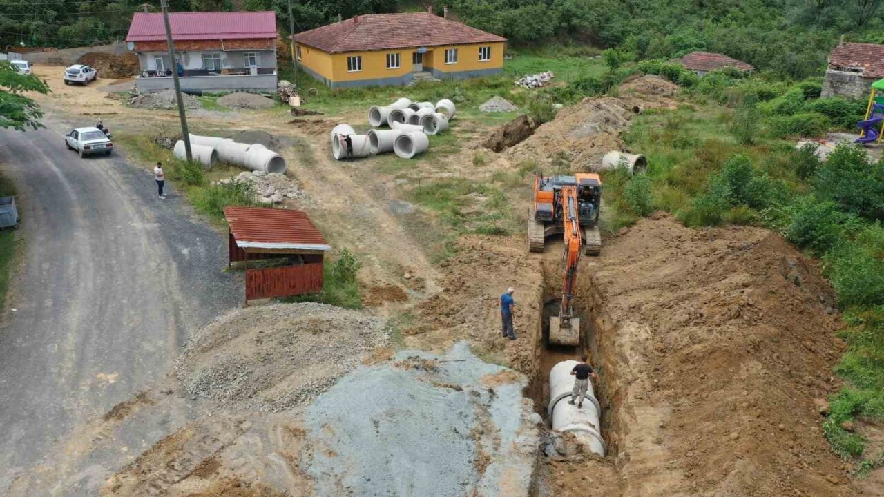 Ordu Büyükşehir Belediyesi tarafından yoğun yağışlar sonrası sel ve su