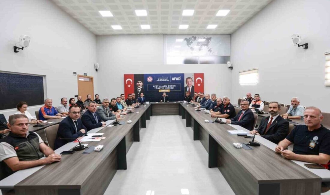 Samsun’da, orman yangınlarının önlenmesine yönelik alınacak tedbirlerin ele alındığı Orman