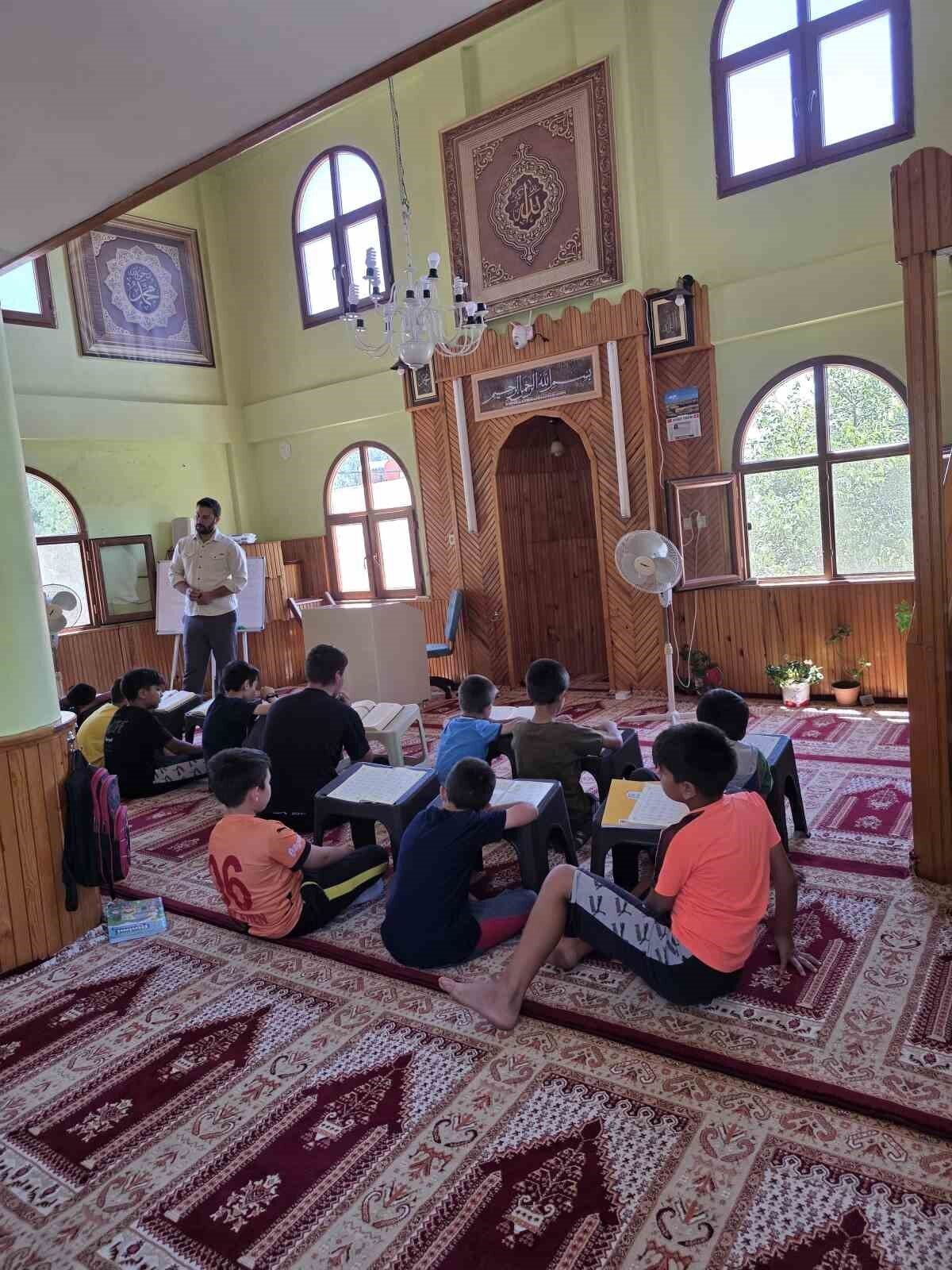 Adana’nın Feke ilçesine bağlı Yerebakan Mahallesi’nde görev yapan 29 yaşındaki