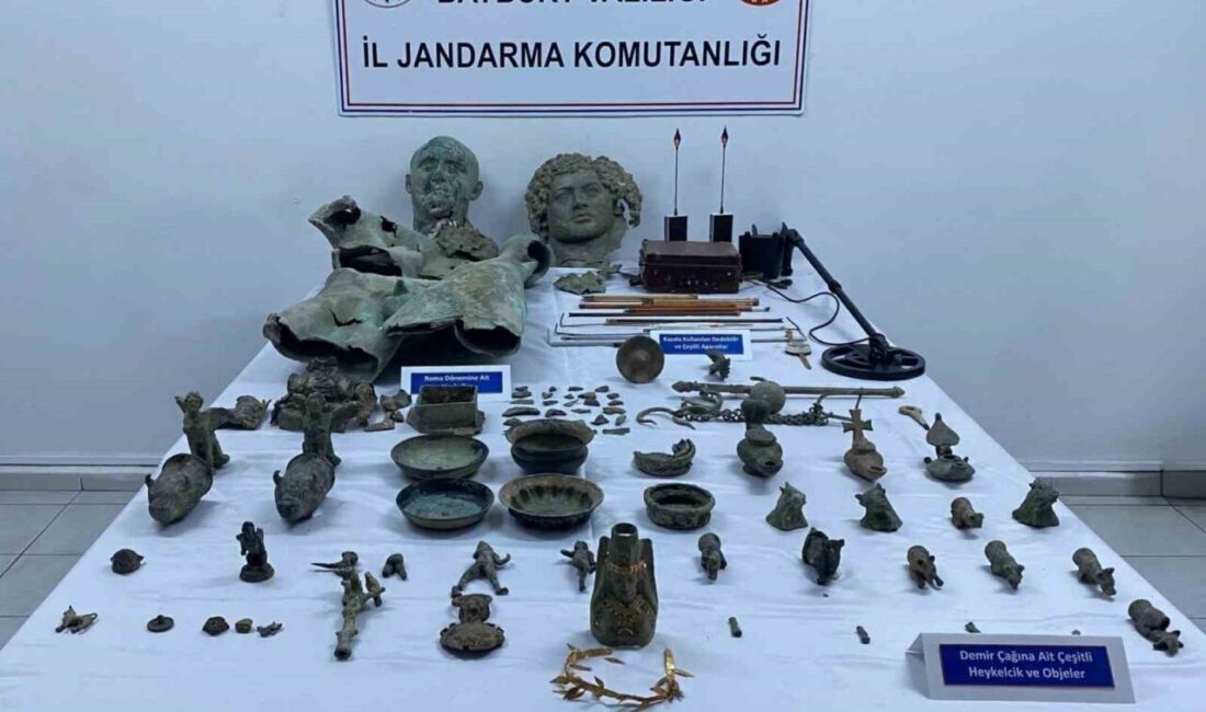 Bayburt ve Gümüşhane’de izinsiz kazı yapan şahıslara yönelik düzenlenen operasyonda,