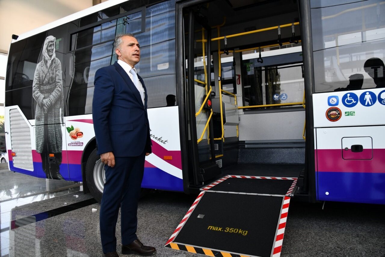 Osmaniye Belediyesi, toplu ulaşımı güçlendirmek amacıyla üretilen modern ve konforlu