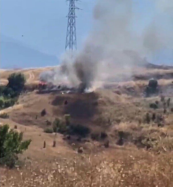 Karabük’ün Safranbolu ilçesinde çıkan ot yangınında yaklaşık 2 dönüm alan