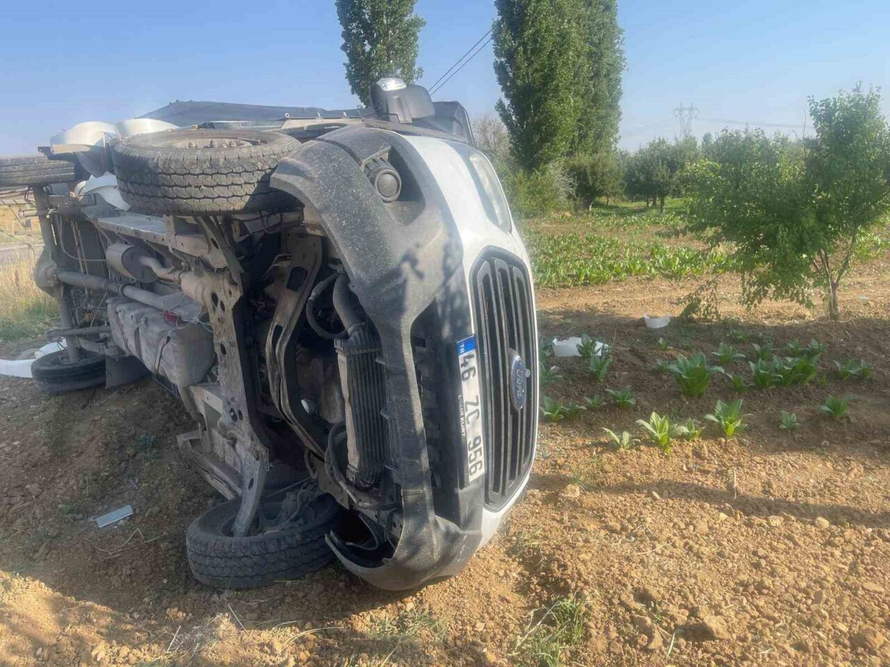 Malatya’nın Doğanşehir ilçesinde otomobil ile kamyonun karıştığı trafik kazasında 1