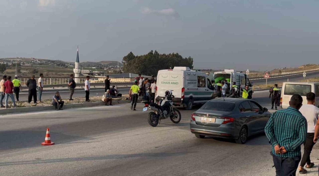 Hatay’da karşıdan karşıya geçtiği esnada otomobilin çarptığı yaşlı kadın hayatını
