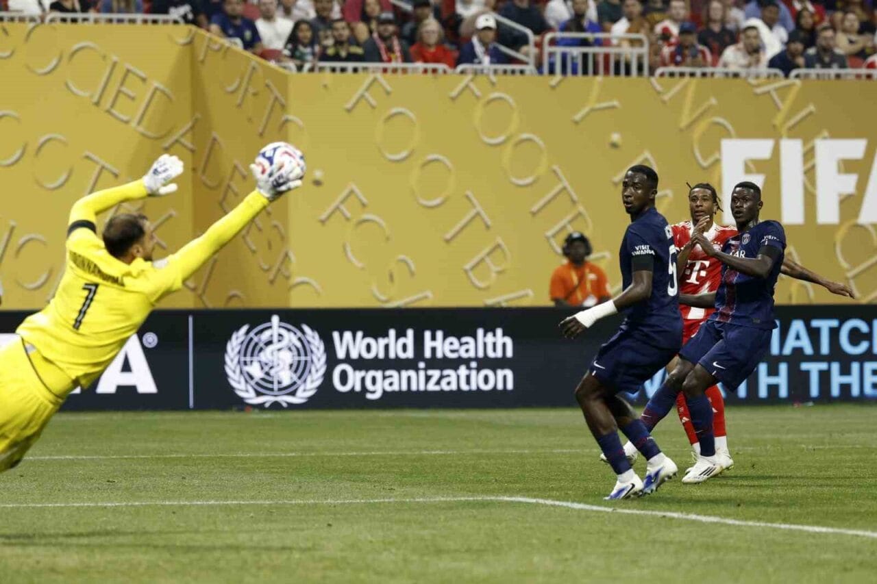 FIFA Kulüpler Dünya Kupası çeyrek final maçında Paris Saint-Germain, Bayern