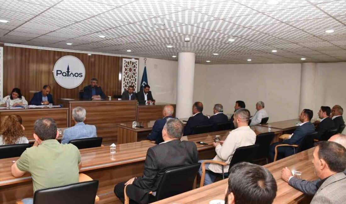 Patnos Belediyesi, aldığı yeni kararla ilçedeki bazı cadde ve sokakların