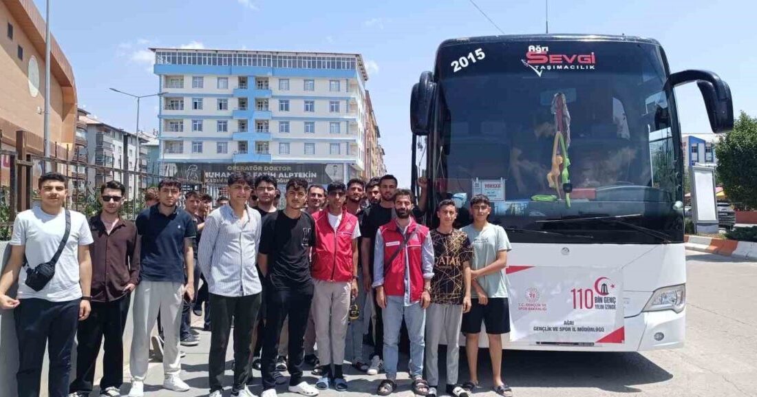 Patnos’tan 35 genç, Türkiye’nin zengin tarih ve medeniyet mirasıyla buluşmak