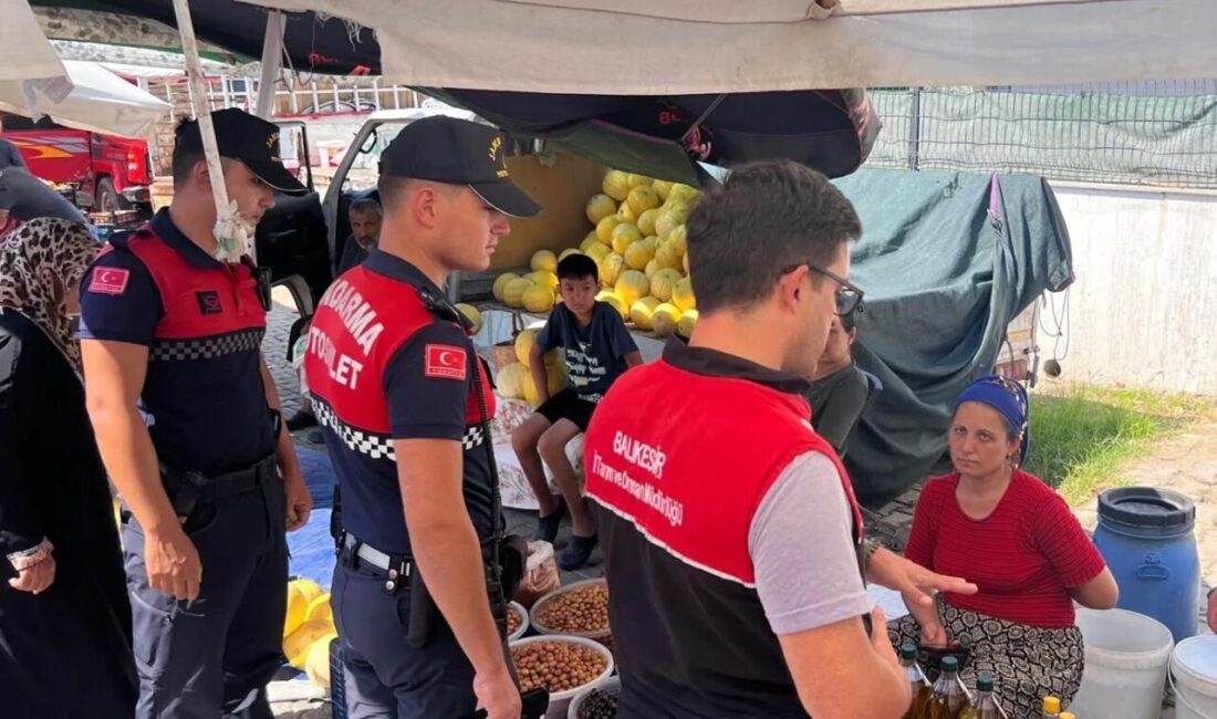 Balıkesir’in Edremit İlçe Tarım ve Orman Müdürlüğü ekipleri, Altınoluk Mahallesi’nde