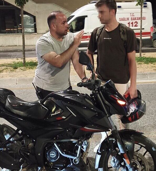 Düzce İl Emniyet Müdürlüğü Trafik Şubesi ekipleri Düzce Üniversitesi Araştırma