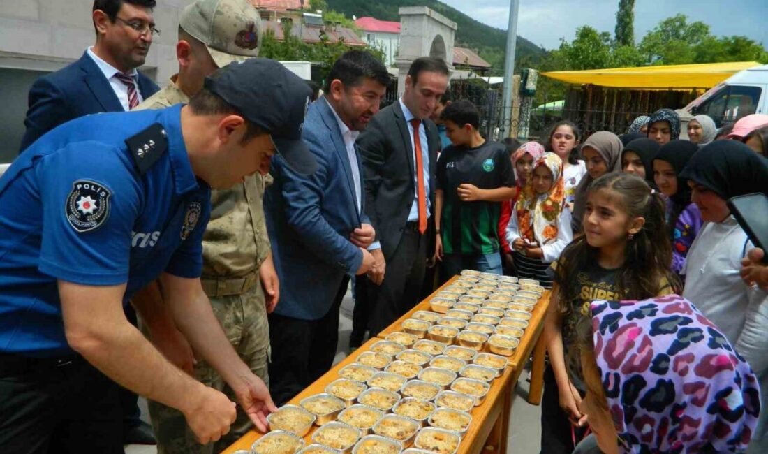 Ardahan’ın Posof ilçesinde Muharrem ayı dolayısıyla İlçe Müftülüğü tarafından vatandaşlara