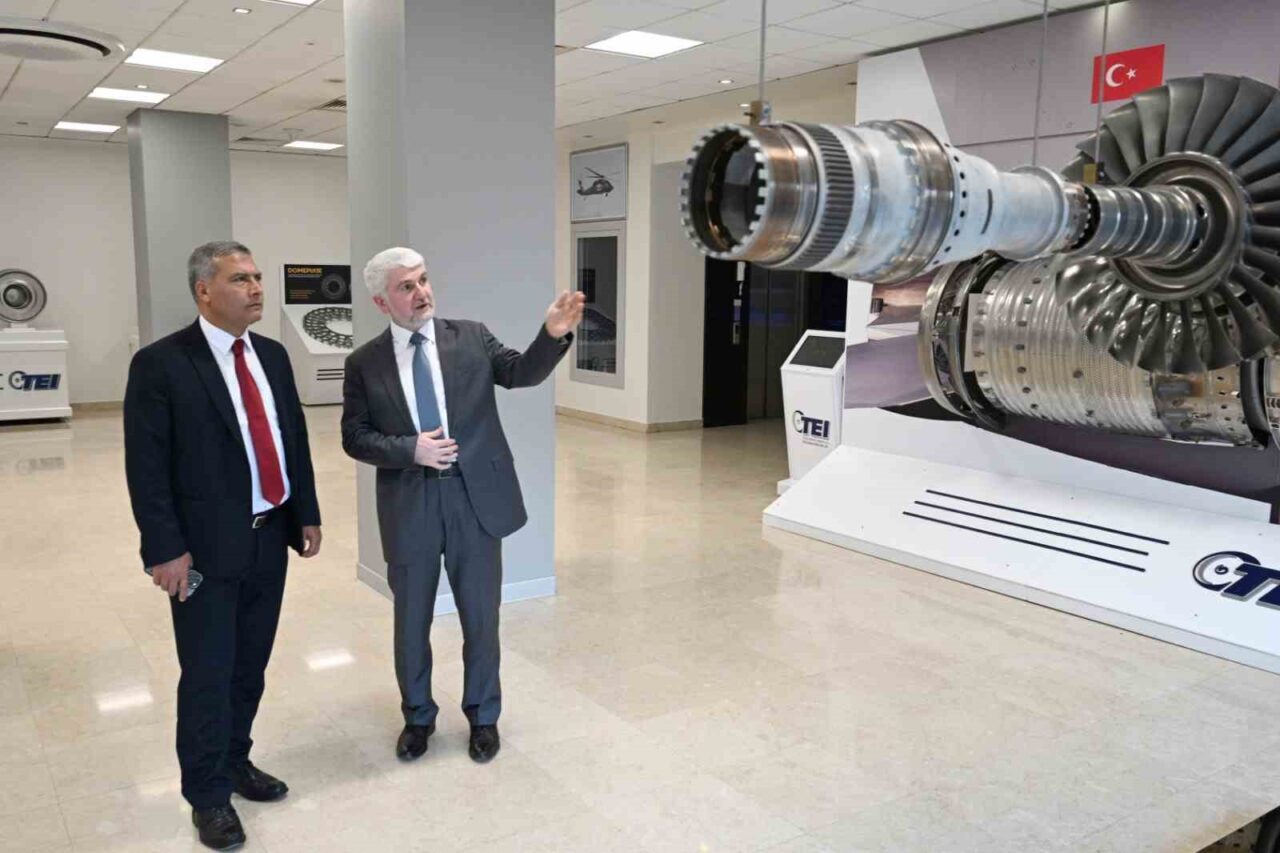 Anadolu Üniversitesi Rektörü Prof. Dr. Yusuf Adıgüzel, Türkiye’nin havacılık motorları