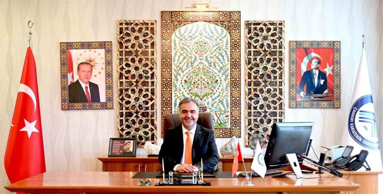 Çankırı Karatekin Üniversitesi Rektörü Prof. Dr. Mevlüt Karataş, YKS sonuçlarının