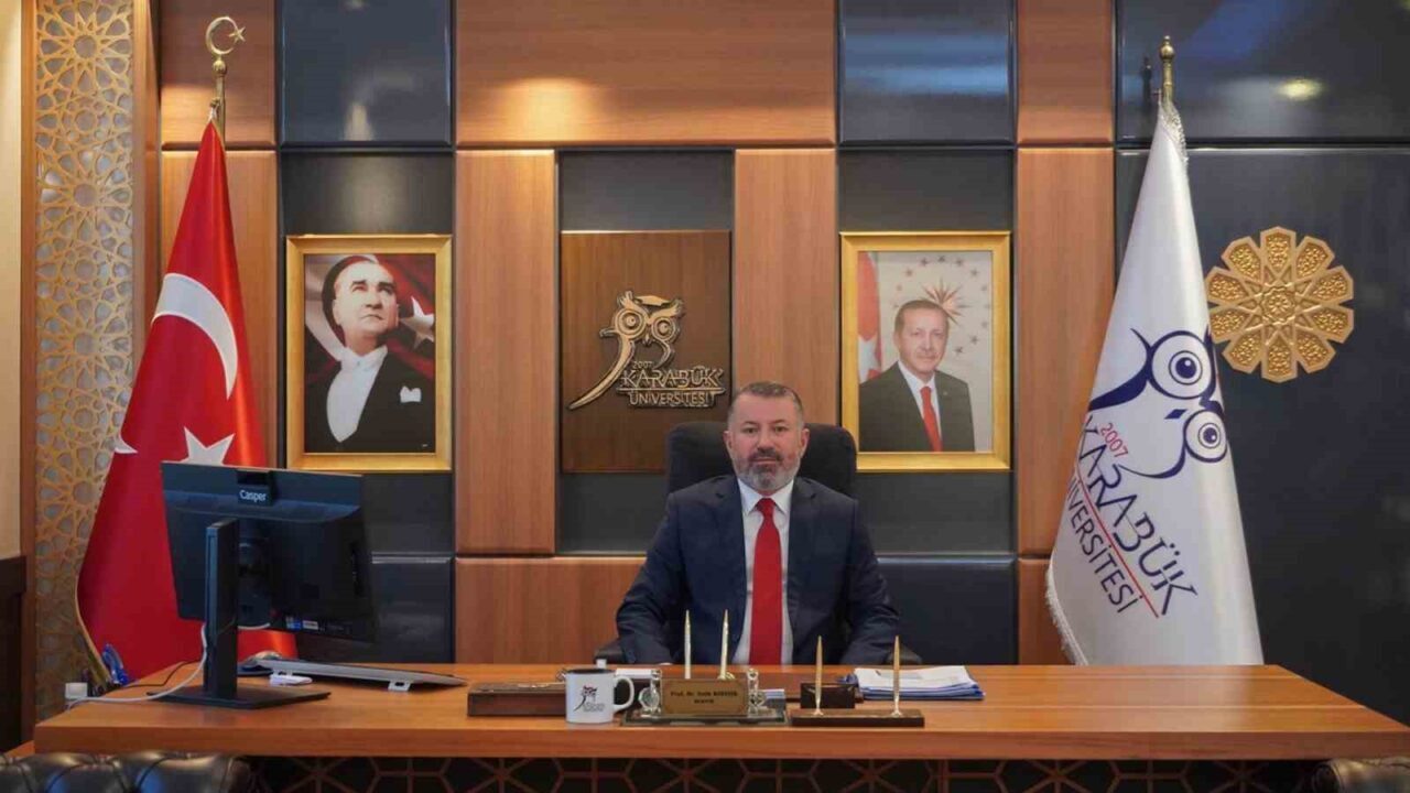 Karabük Üniversitesi(KBÜ) Rektörü Prof. Dr. Fatih Kırışık, 15 Temmuz Demokrasi