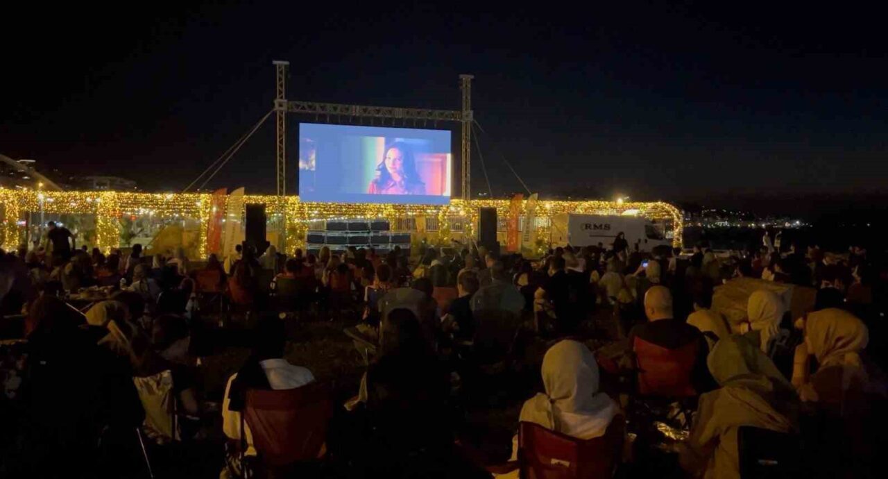 Rize Belediyesi Gençlik Merkezi ve Bilgi Evi’nin (RİBEGEM) düzenlediği sinema