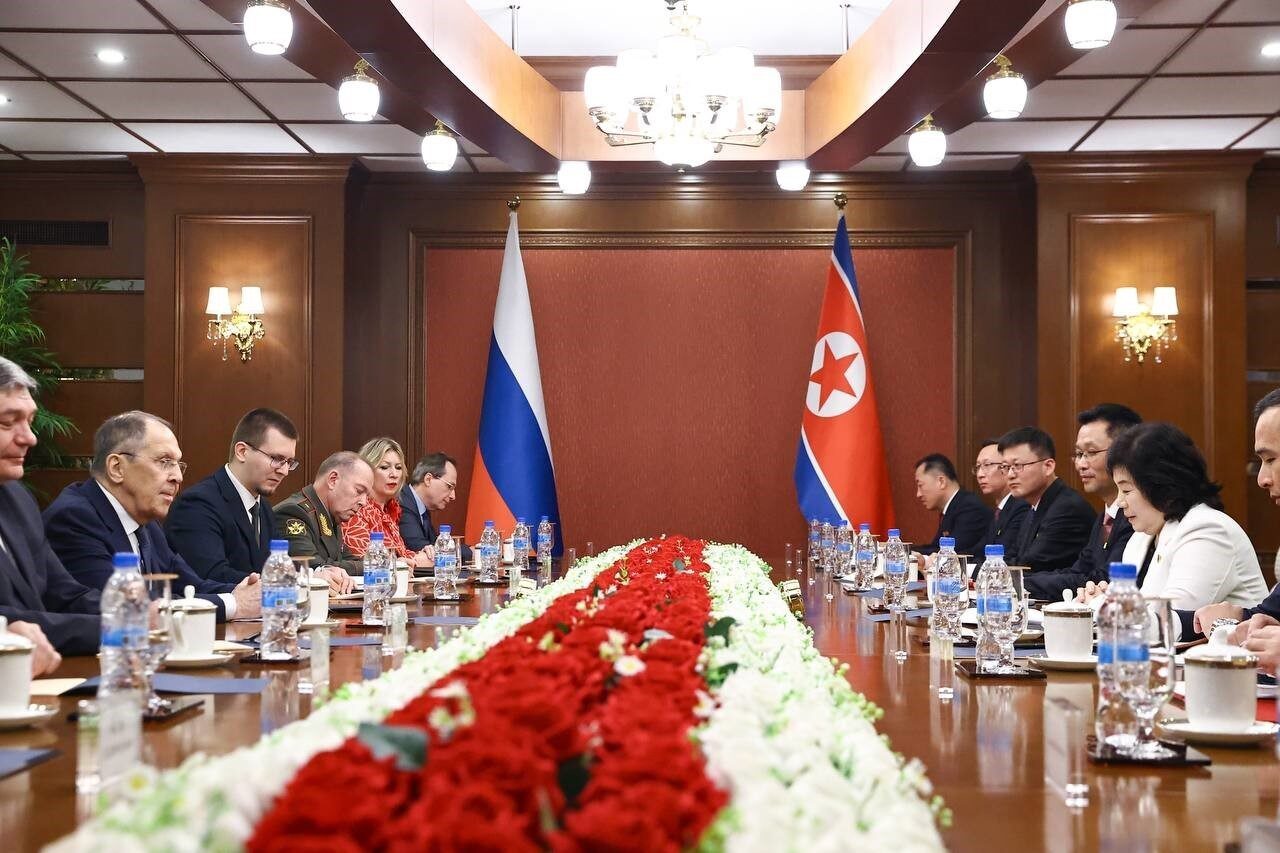 Rusya Dışişleri Bakanı Sergey Lavrov, Kuzey Kore’ye yaptığı ziyarette mevkidaşı