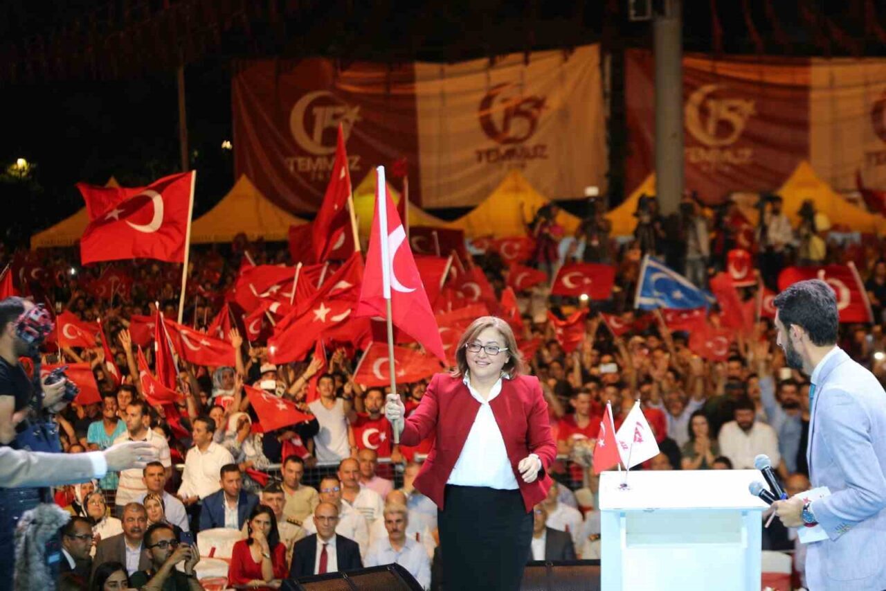 Gaziantep Büyükşehir Belediye Başkanı Fatma Şahin 15 Temmuz Demokrasi ve