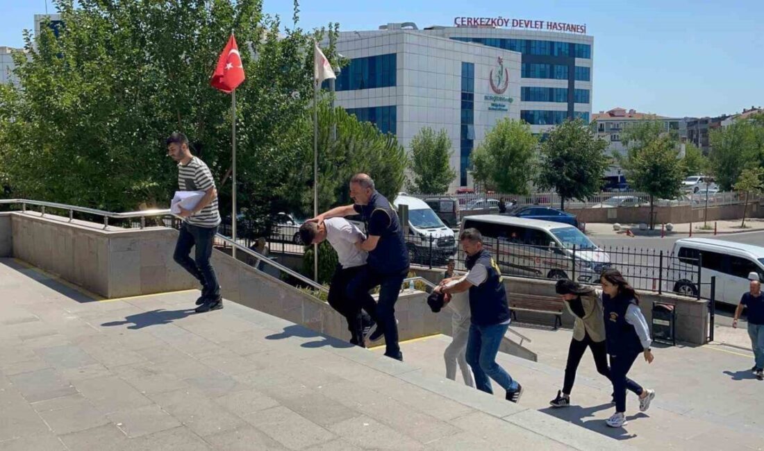 Tekirdağ’ın Çerkezköy ilçesinde sahte basın kartıyla gazete satışı ve yardım