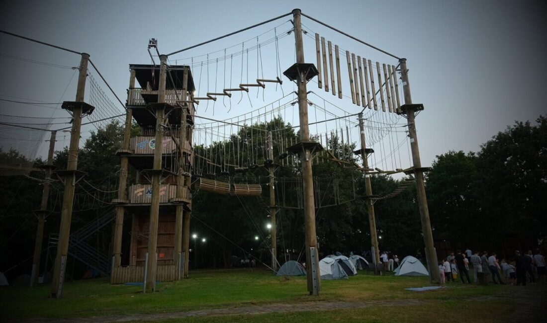 Sakarya Büyükşehir Belediyesi, yaz etkinlikleri kapsamında Sakarya’nın gençlerini Macerapark’ta düzenlenecek