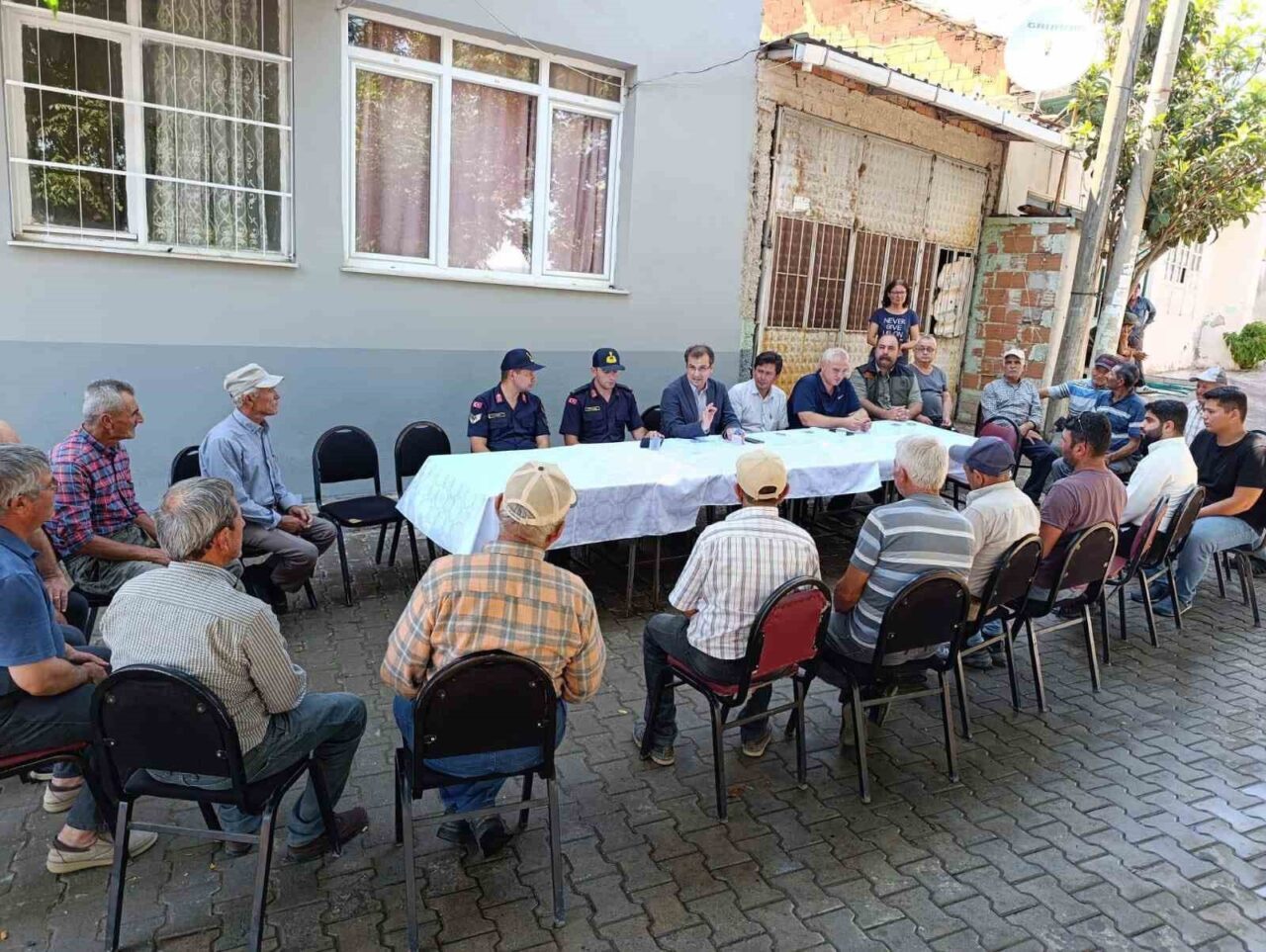 Manisa’nın Salihli ilçe Kaymakamı Ali Güldoğan, Poyraz, Hacıhıdır, Kale, Kemer
