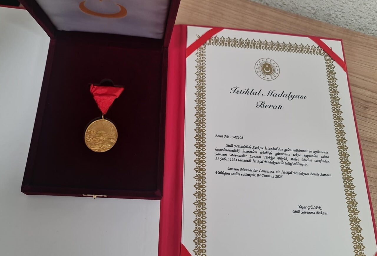 Milli Mücadele döneminde gösterdiği yararlılık dolayısıyla 1924 yılında Türkiye Büyük