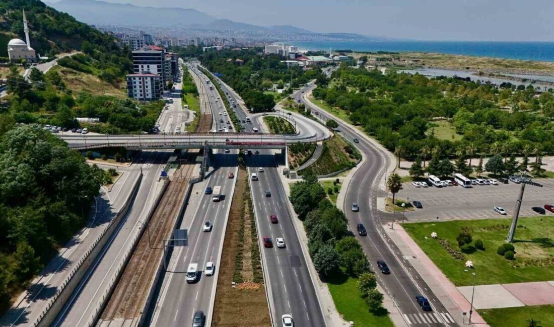Samsun Büyükşehir Belediyesi, şehrin önemli ulaşım arterlerinden biri olan Atatürk