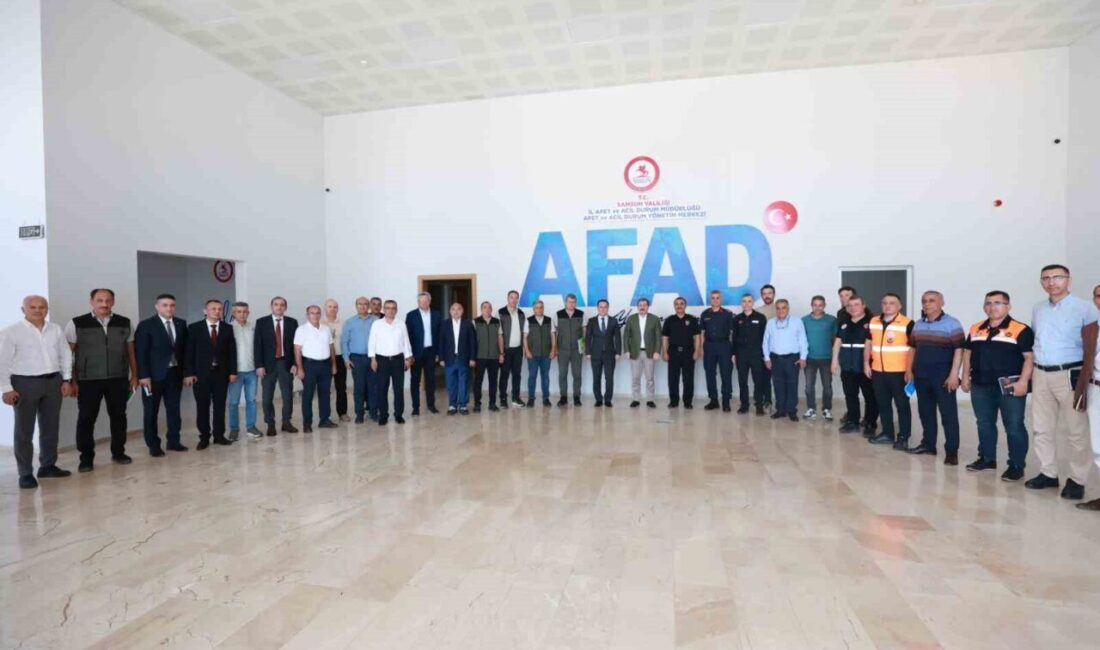 Samsun’da düzenlenen toplantıda, artan sıcaklıklara bağlı olarak ortaya çıkabilecek orman