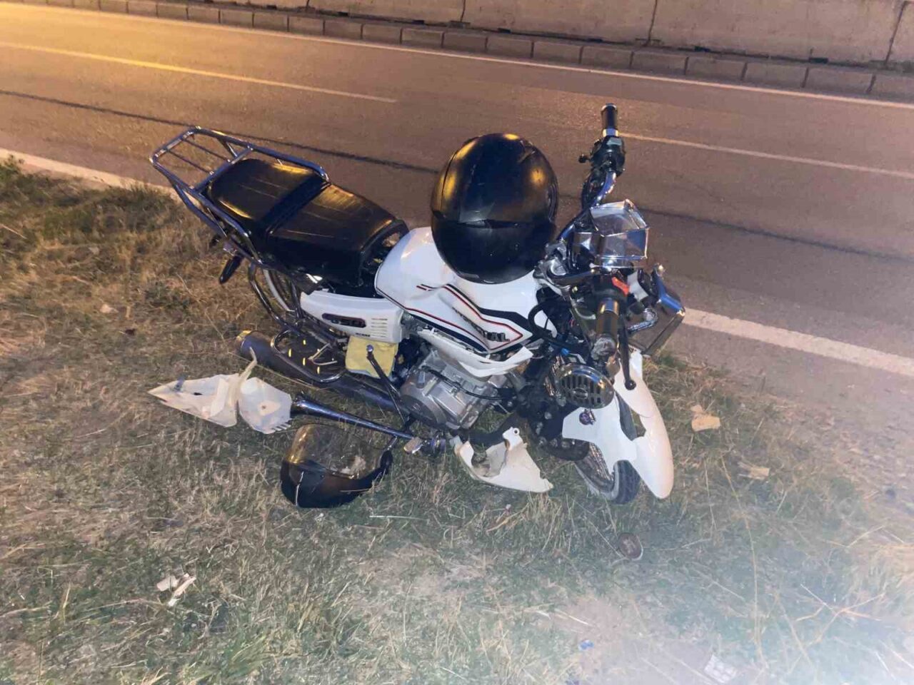 Samsun’un Kavak ilçesinde bir otomobilin motosikletle çarpıştığı kazada 1 kişi