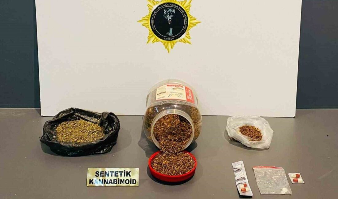 Samsun’da uyuşturucuyla yakalanan bir kişi, polis tarafından gözaltına alındı. Edinilen