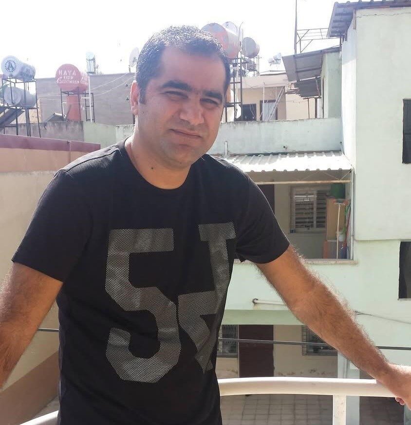 Mersin’in Erdemli ilçesinde görev yapan sanatçı Nurettin Rençber’in yeğeni aile