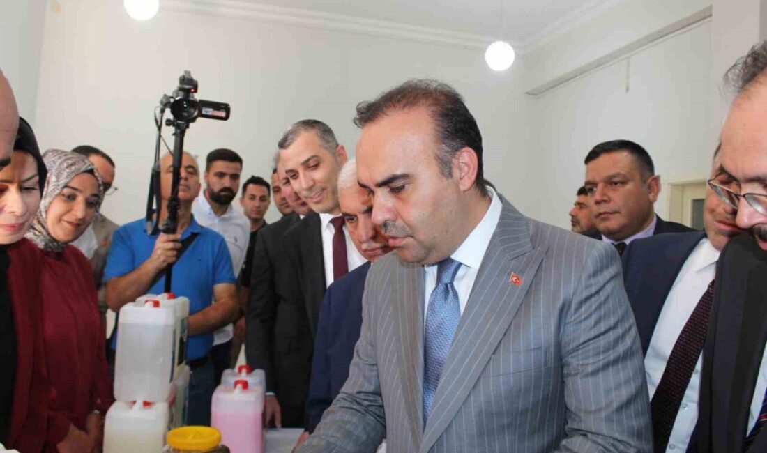 Sanayi ve Teknoloji Bakanı Mehmet Fatih Kacır, çeşitli temaslarda bulunmak