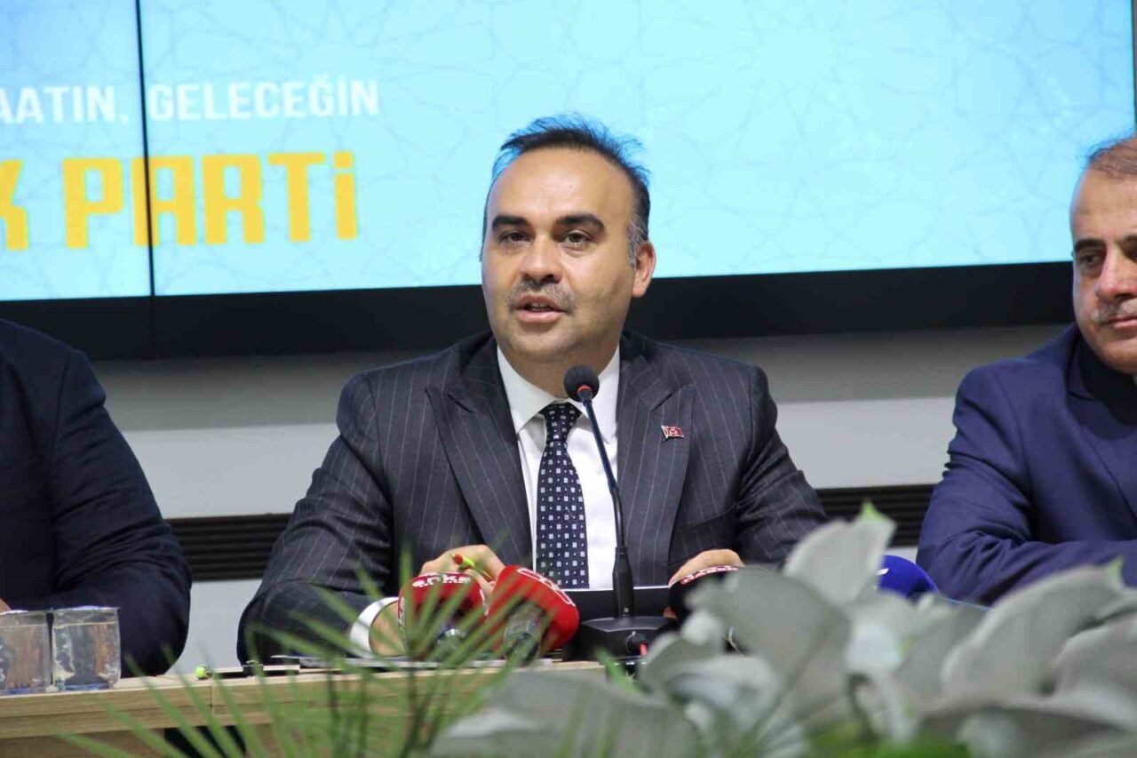 Sanayi ve Teknoloji Bakanı Mehmet Fatih Kacır, “Bir yandan hava