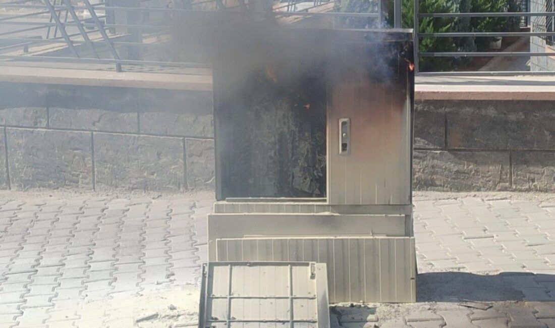 Şanlıurfa’nın Karaköprü ilçesinde bir elektrik panosu, sıcak hava ve aşırı