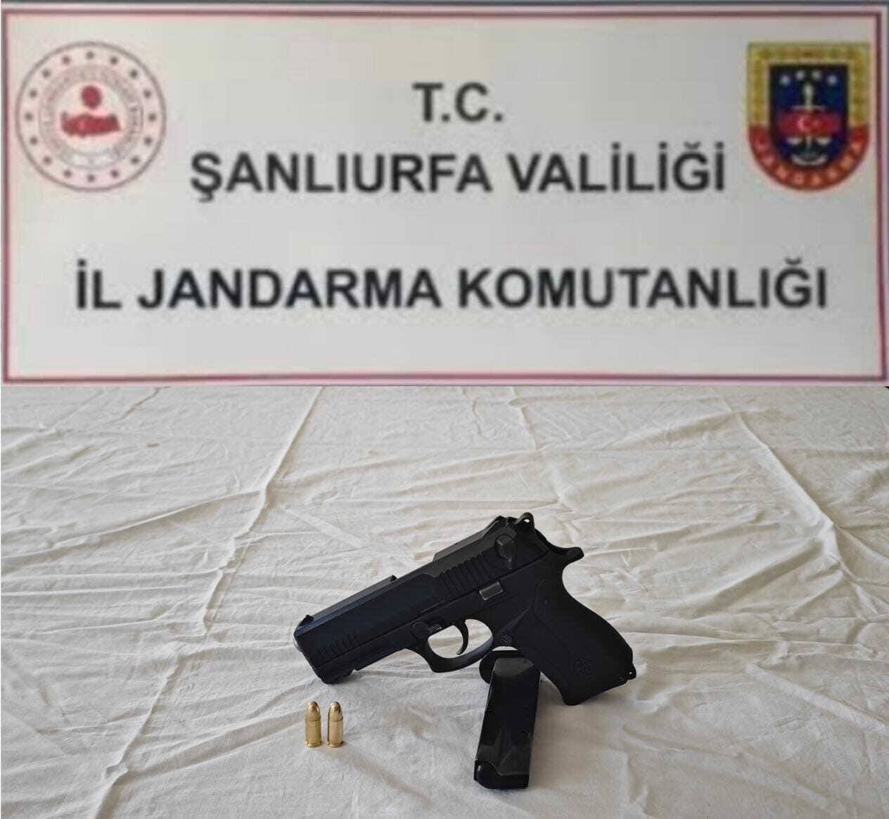 Şanlıurfa’da düzenlenen silah kaçakçılığı operasyonunda çok sayıda silah ele geçirildi,