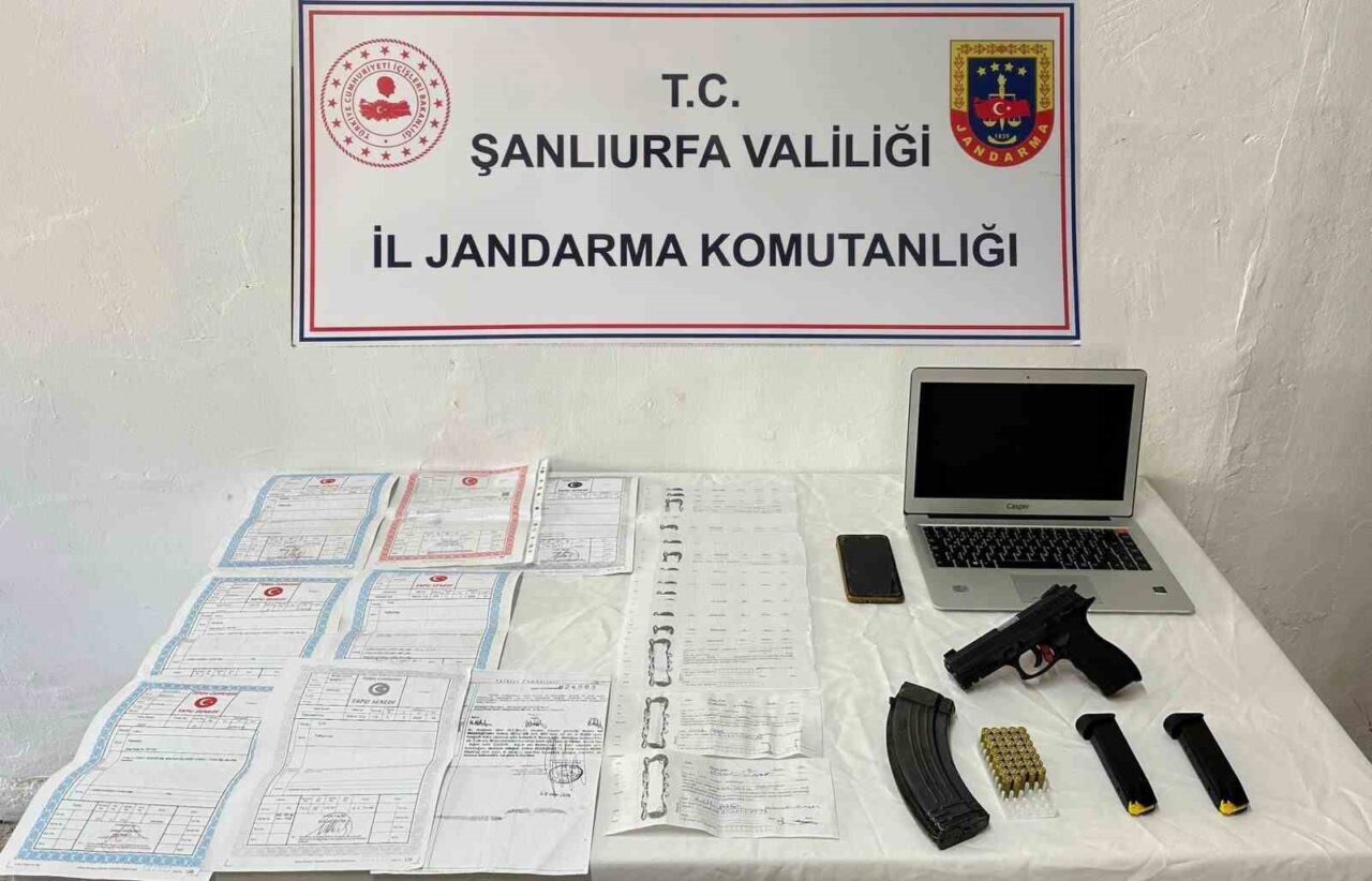 Şanlıurfa’nın Bozova ilçesinde düzenlenen tefecilik operasyonunda 1 kişi gözaltına alındı.