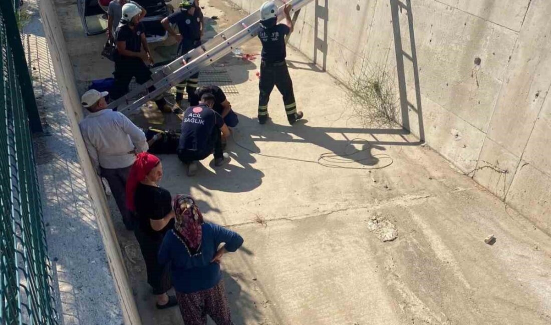 Tekirdağ’ın Şarköy ilçesinde kontrolden çıkan bir otomobilin dereye uçması sonucu