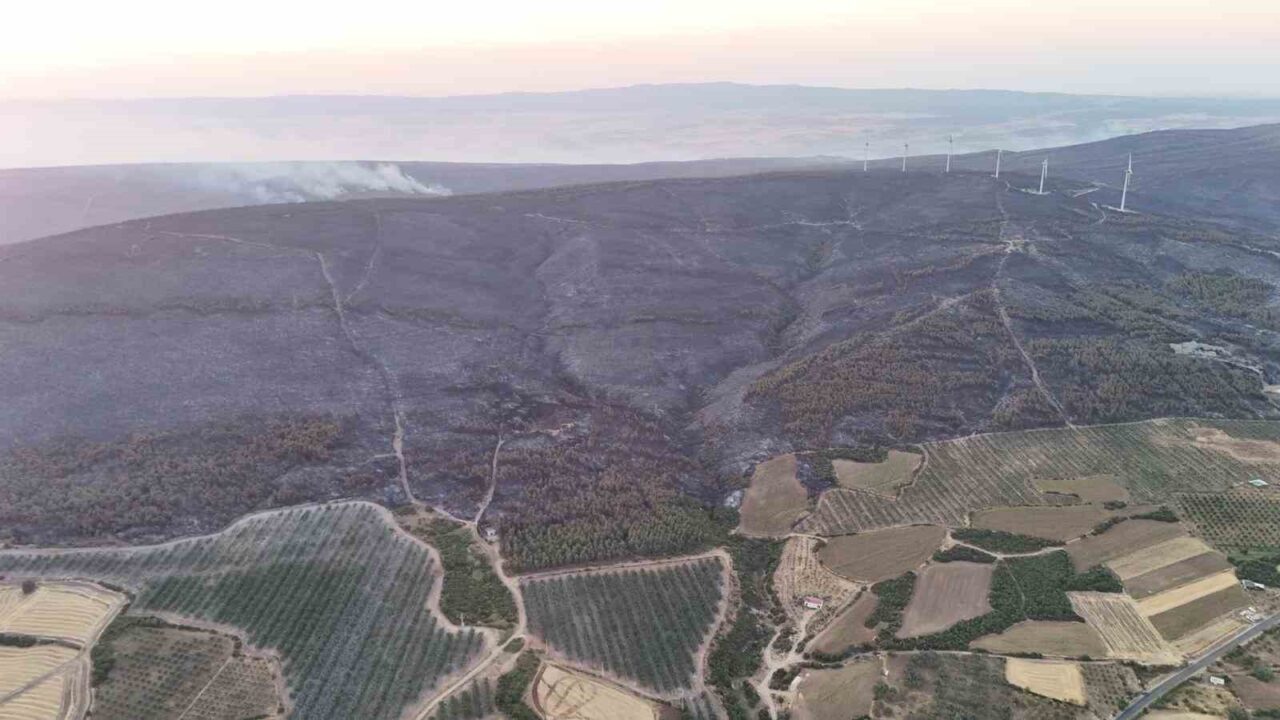 Tekirdağ’ın Şarköy ilçesinde 15 Temmuz günü başlayan orman yangını, ekiplerin