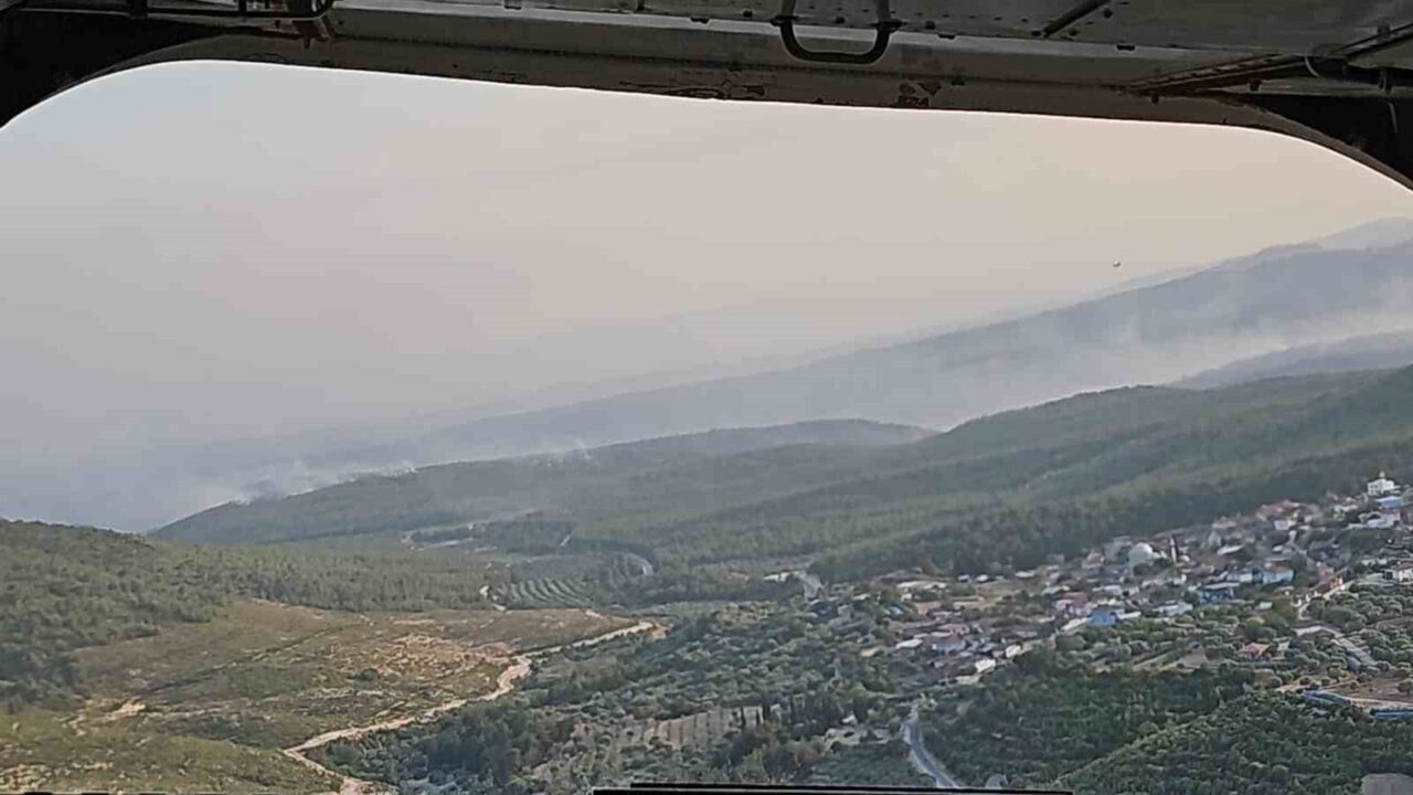 Manisa’nın Saruhanlı ilçesinde ziraat arazisinde başlayarak ormanlık alana sıçrayan yangında