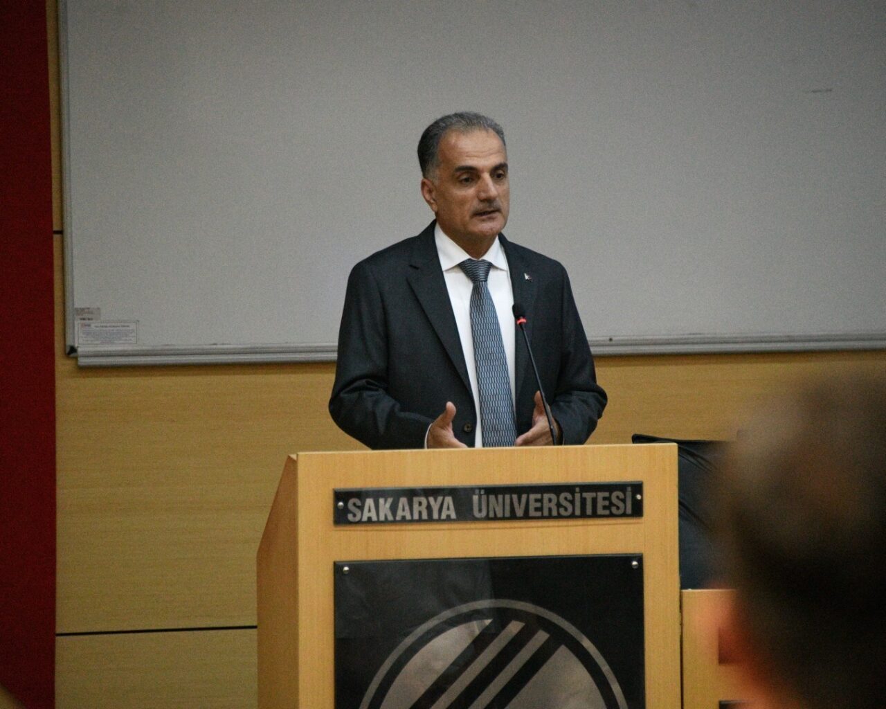 Sakarya Üniversitesi Bilim İletişimi Ofisi tarafından düzenlenen Bilim Söyleşileri serisinin