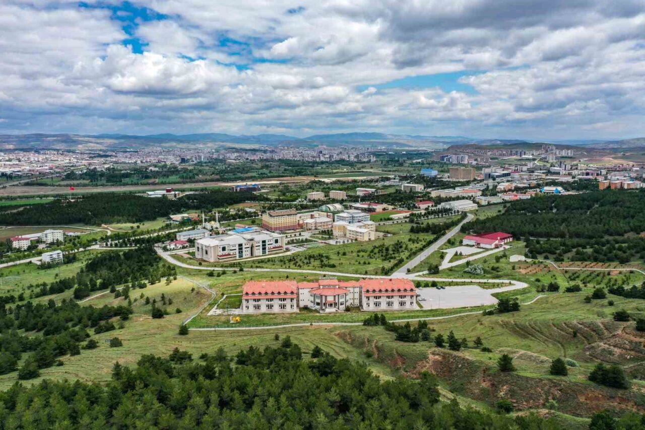 Sivas Cumhuriyet Üniversitesi (SCÜ) Mühendislik Fakültesi, 2025-2026 eğitim-öğretim döneminde tercih