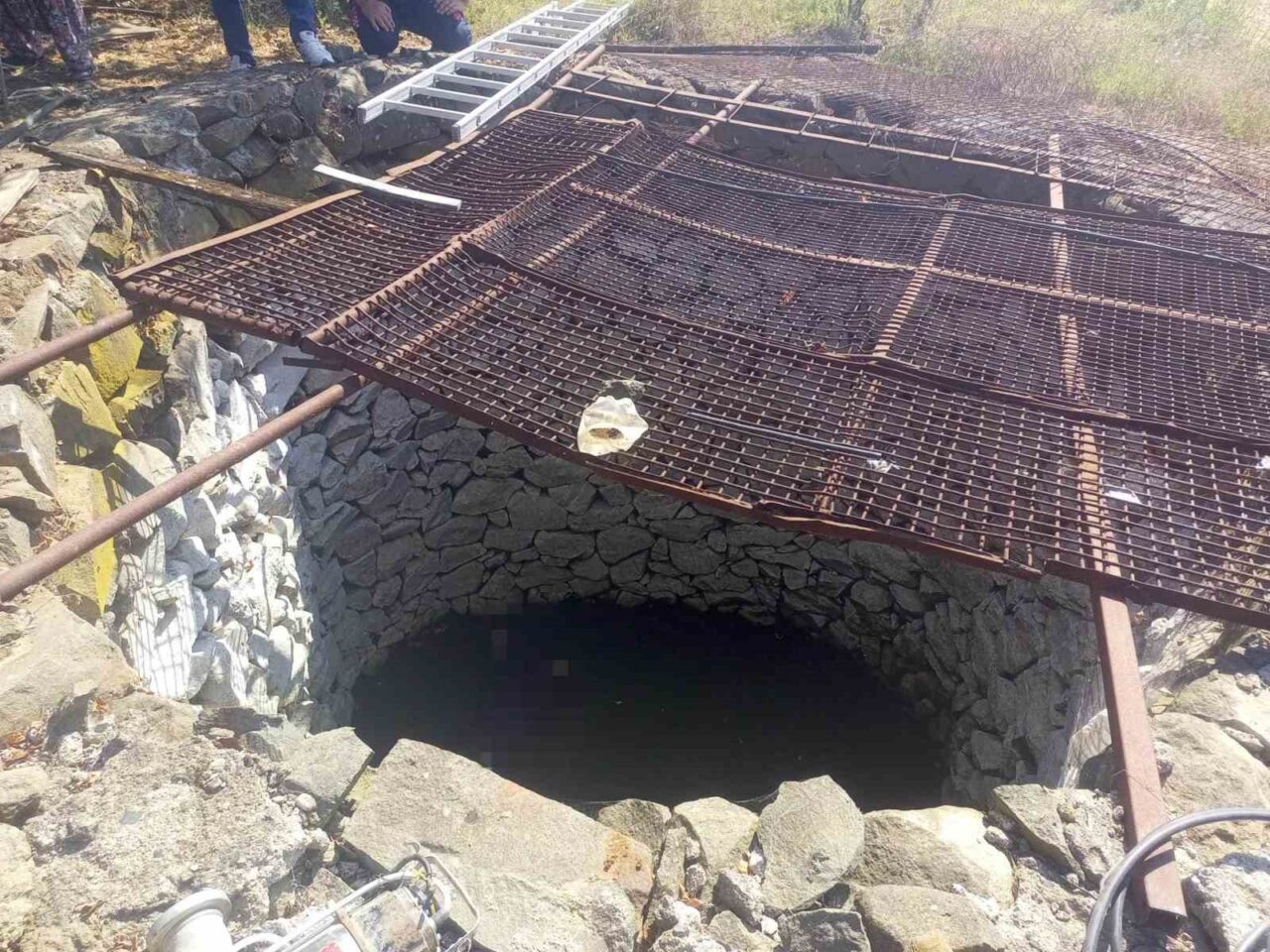 Çanakkale’de sebze bahçesine bir kadın su kuyusunda ölü bulundu. Çan’da